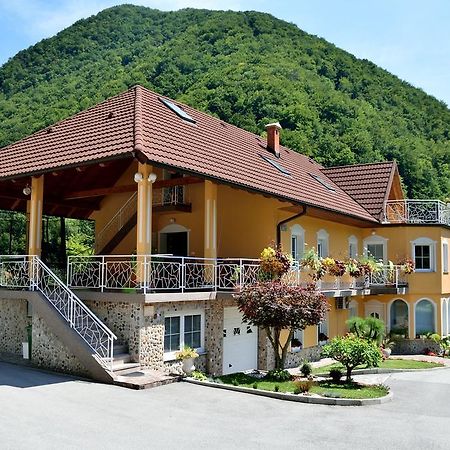 Apartment Sotocje Dolenja Trebusa المظهر الخارجي الصورة