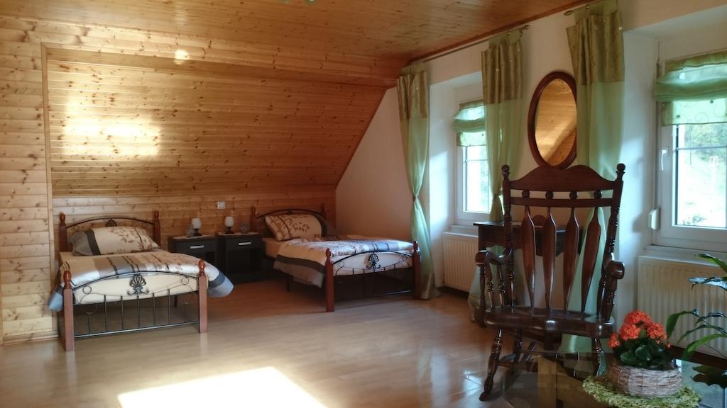 Apartment Sotocje Dolenja Trebusa الغرفة الصورة